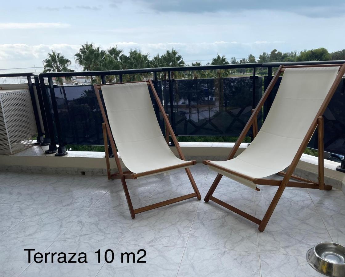 Vistas al mar, en el club náutico de Sant Carles de la Rápita, 3 dormitorios Esterno foto